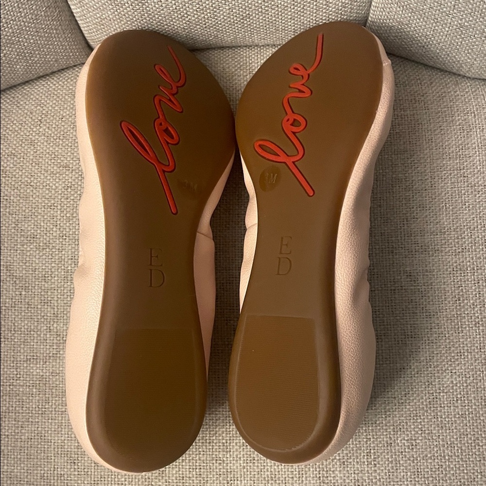Pink Ballet Flats Girls size 3. Love script. Ellen Degeneres. - Picture 5 of 7